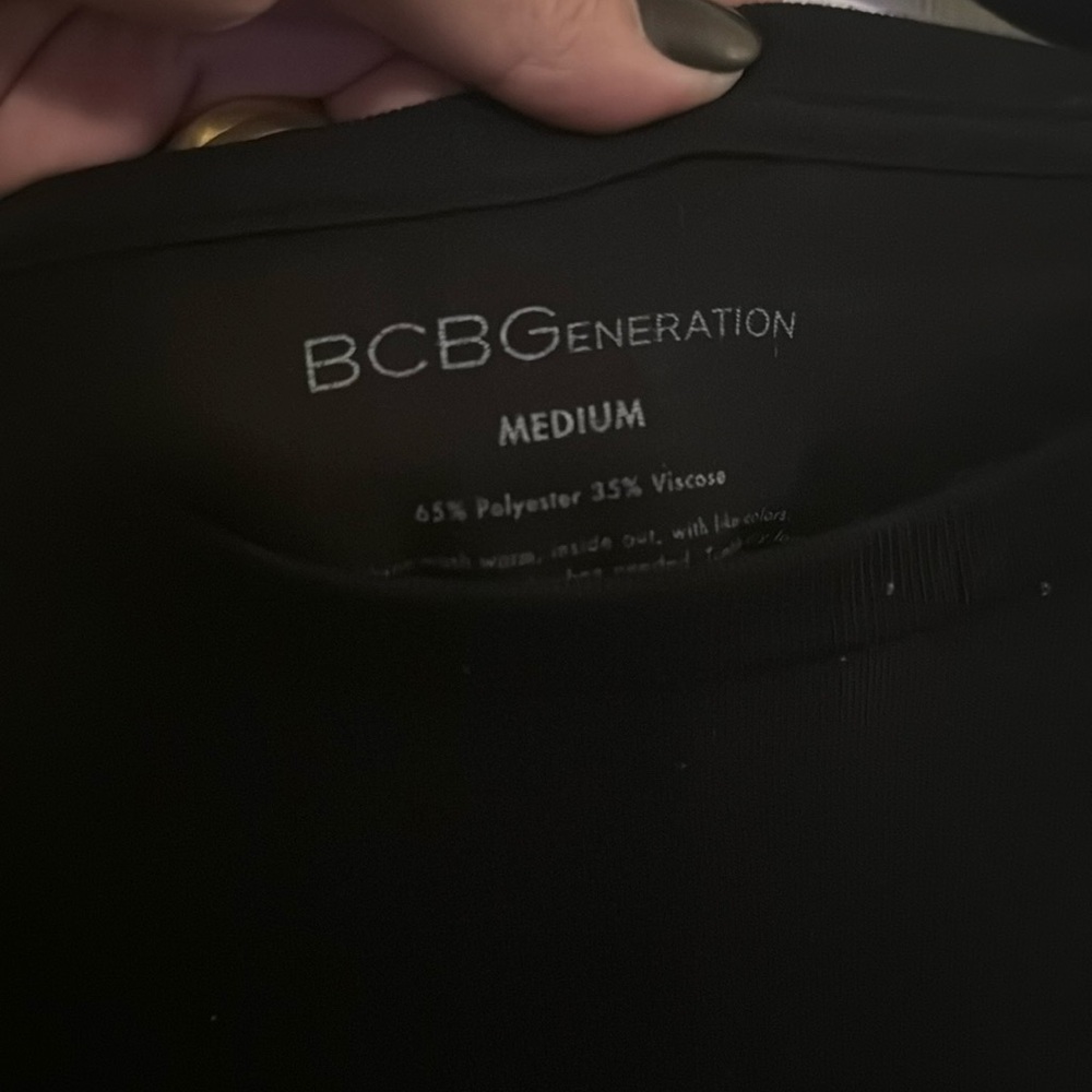 BCBGeneration Graphic T-Shirt. “When in Doubt, Wear Black.” Size: Medium - Picture 4 of 4